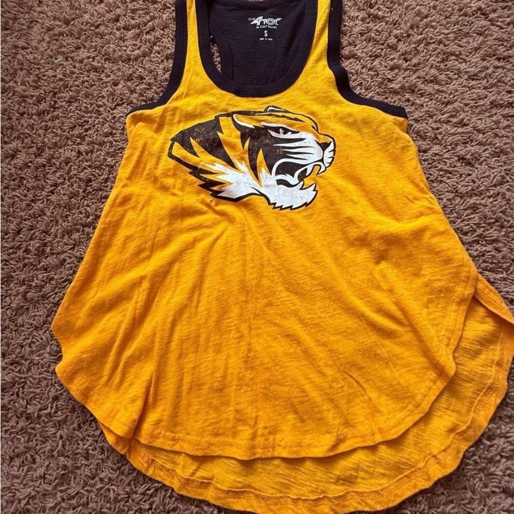 47 Yellow and Black Tiger Graphic Tank Top